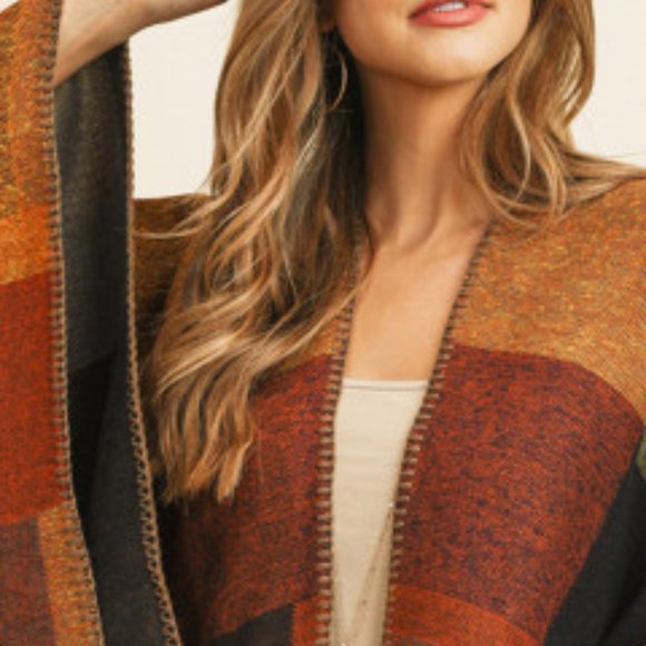 FALL INSPO WRAP / PONCHO / SHAWL - Picture 3 of 3